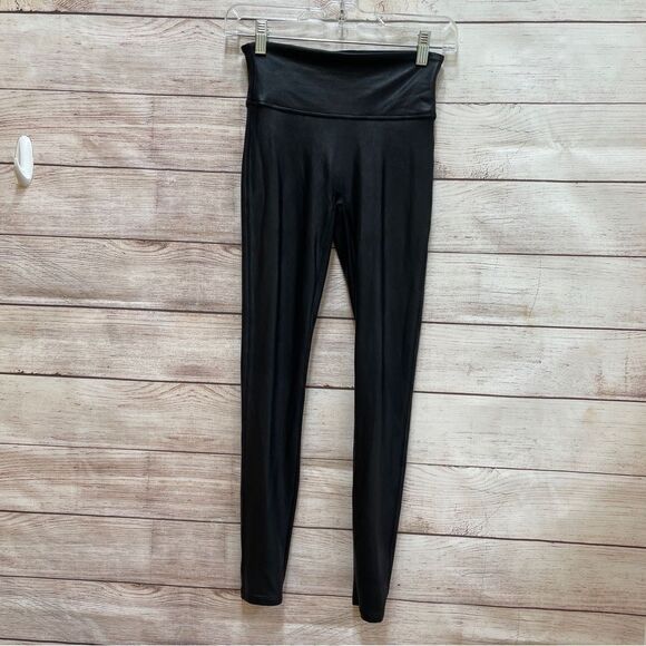 SPANX FAUX LEATHER LEGGINGS IN BLACK‎ - Picture 1 of 7